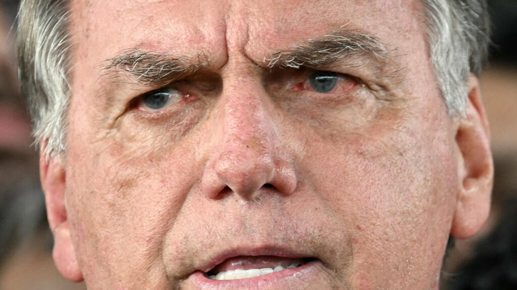 Se deteriora la salud de Bolsonaro tras cirugía por una obstrucción intestinal