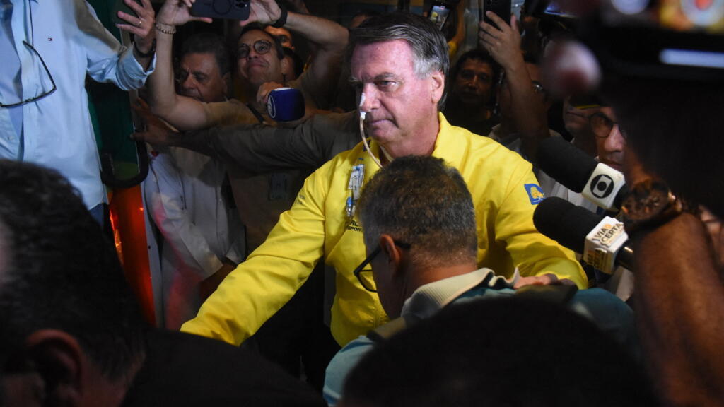 Jair Bolsonaro sigue en cuidados intensivos tras cirugía abdominal de emergencia