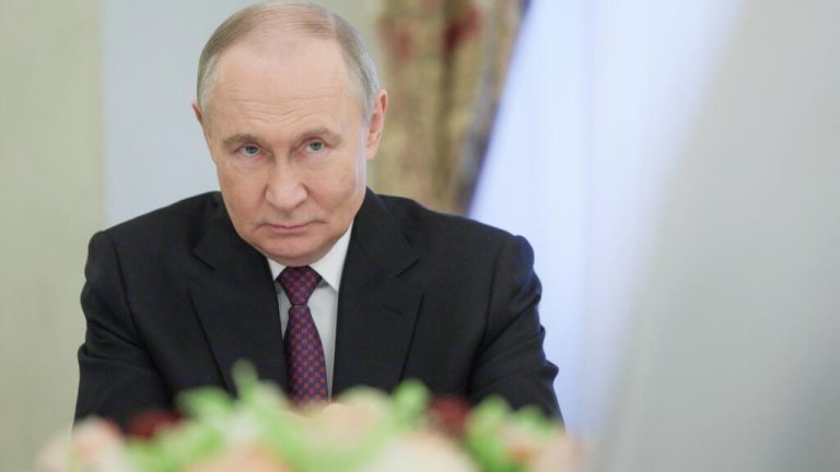 ¿Un cebo para Kiev? El cambio de opinión de Putin sobre las conversaciones directas con Ucrania