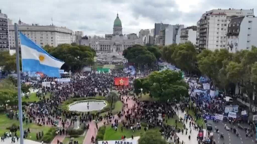 Marcha de jubilados en Argentina como antesala al paro de 24 horas