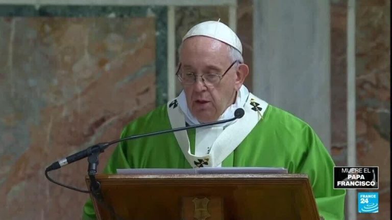 El papa Francisco, primer jesuita y latinoamericano, murió a los 88 años