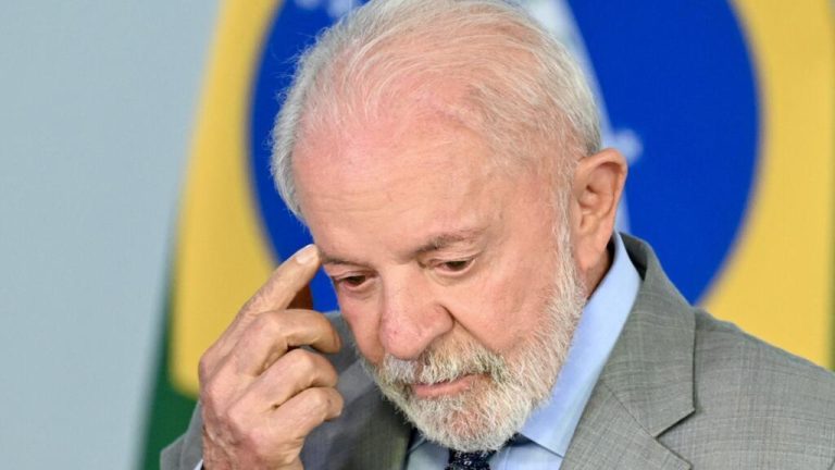 Gobierno de Lula se vuelca a mitigar el escándalo del megafraude a jubilados que elevó su desaprobación