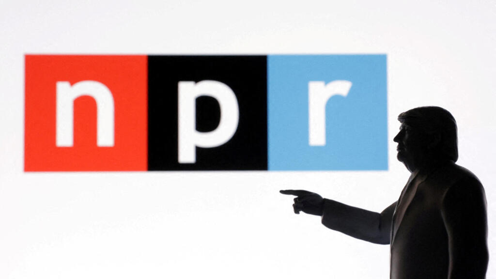 Trump ordena cortar la financiación para los medios públicos NPR y PBS