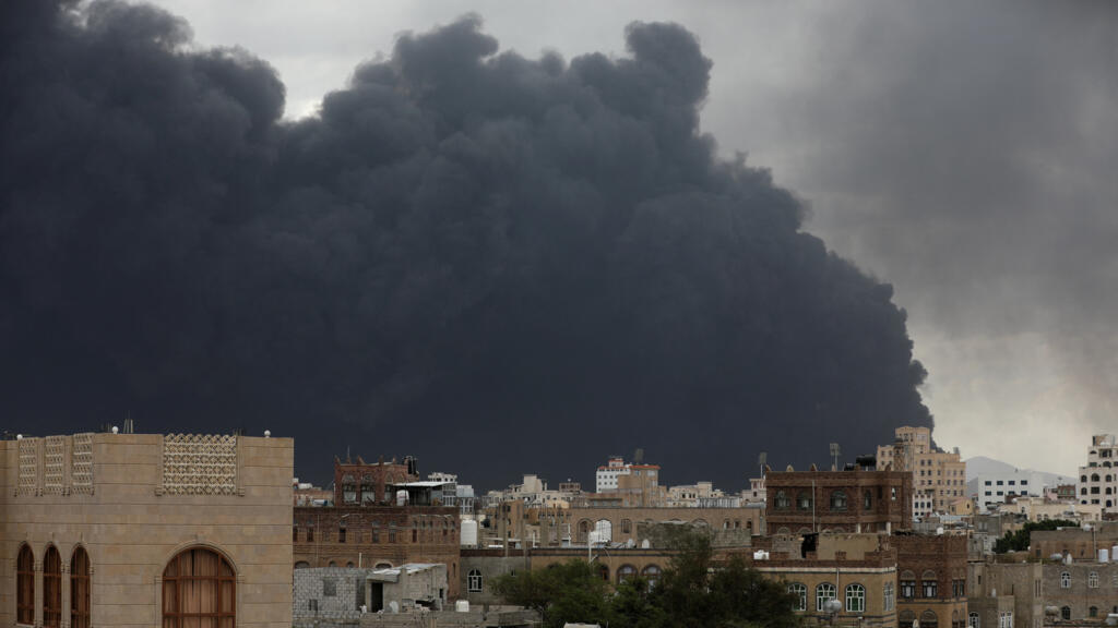 Yemen: Israel ataca Saná y escala su ofensiva contra los hutíes