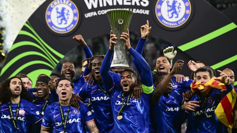 Chelsea completa su colección de trofeos europeos con una remontada al Betis