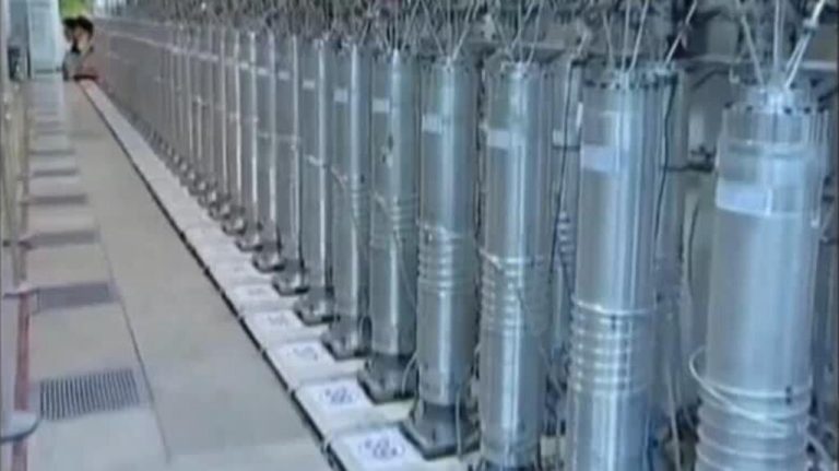 Irán aumenta su producción de uranio enriquecido y prende alertas del OIEA