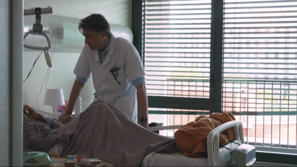 Francia: el drama humano detrás del divisivo tema de la muerte asistida