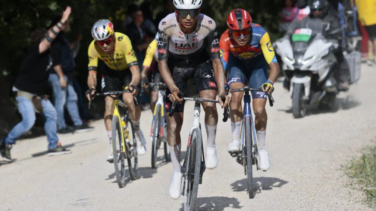 Isaac Del Toro se convierte en el primer mexicano que lidera el Giro de Italia