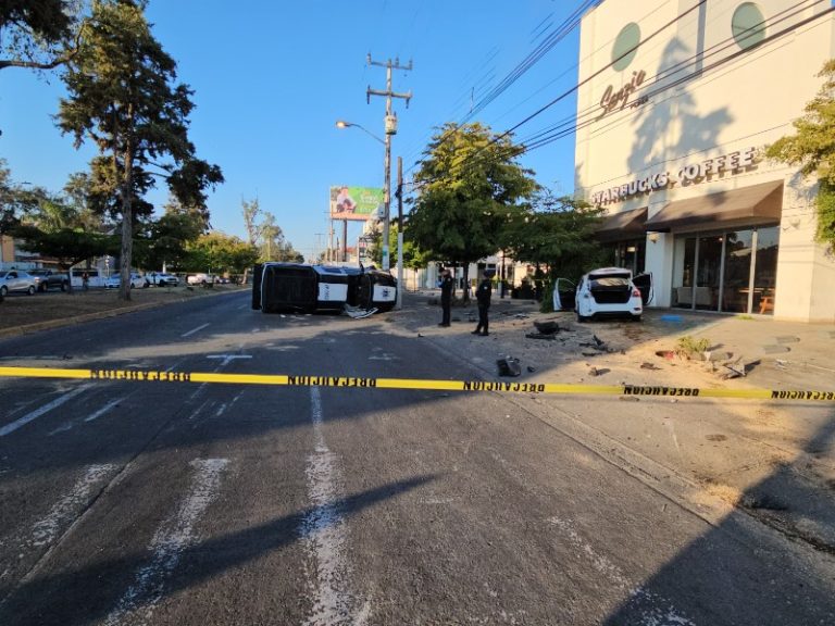 Choque de patrulla deja cuatro lesionados en Zapopan