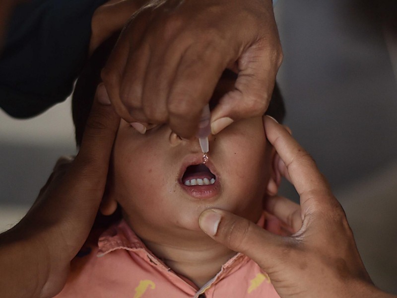 Crisis financiera obliga cierre de oficinas de OMS