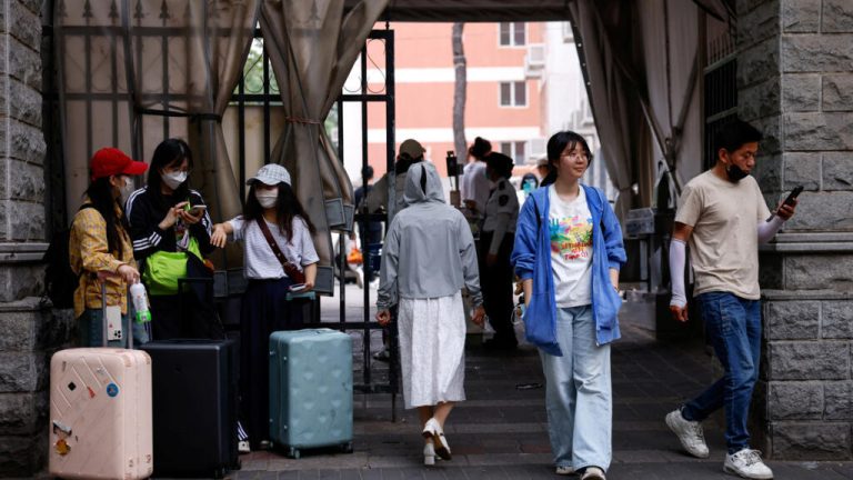 "Nos sentimos impotentes": Trump desmorona los planes de los estudiantes chinos con su revocatoria de visas