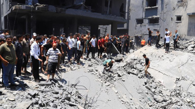Decenas de muertos por ataques israelíes en varios puntos de la Franja de Gaza