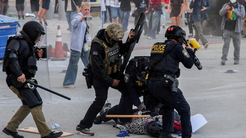 Protestas por las redadas migratorias se intensifican en Estados Unidos