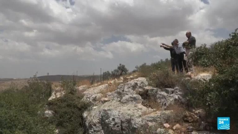 Palestinos de Cisjordania se niegan a dejar sus tierras ante la creación de más colonias israelíes